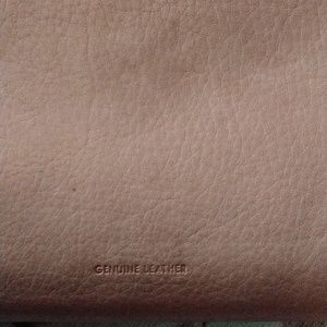 Brand less genuine leather wallet